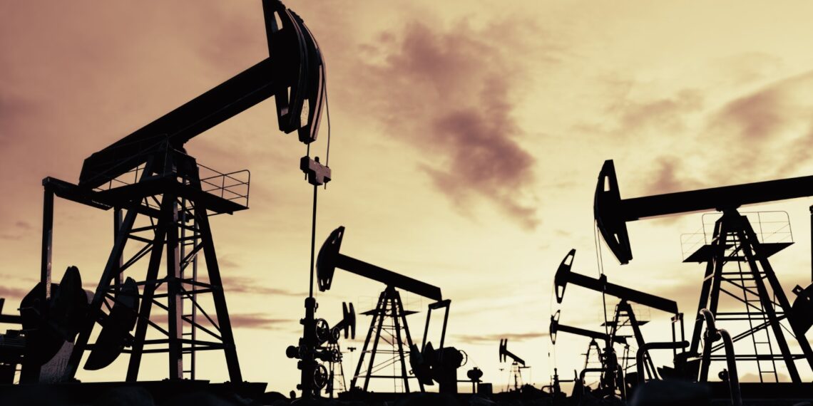Trade update : 24% rise in uae's non-oil foreign trade 10 Oil pump jack work on oilfield. Drill and petroleum extraction