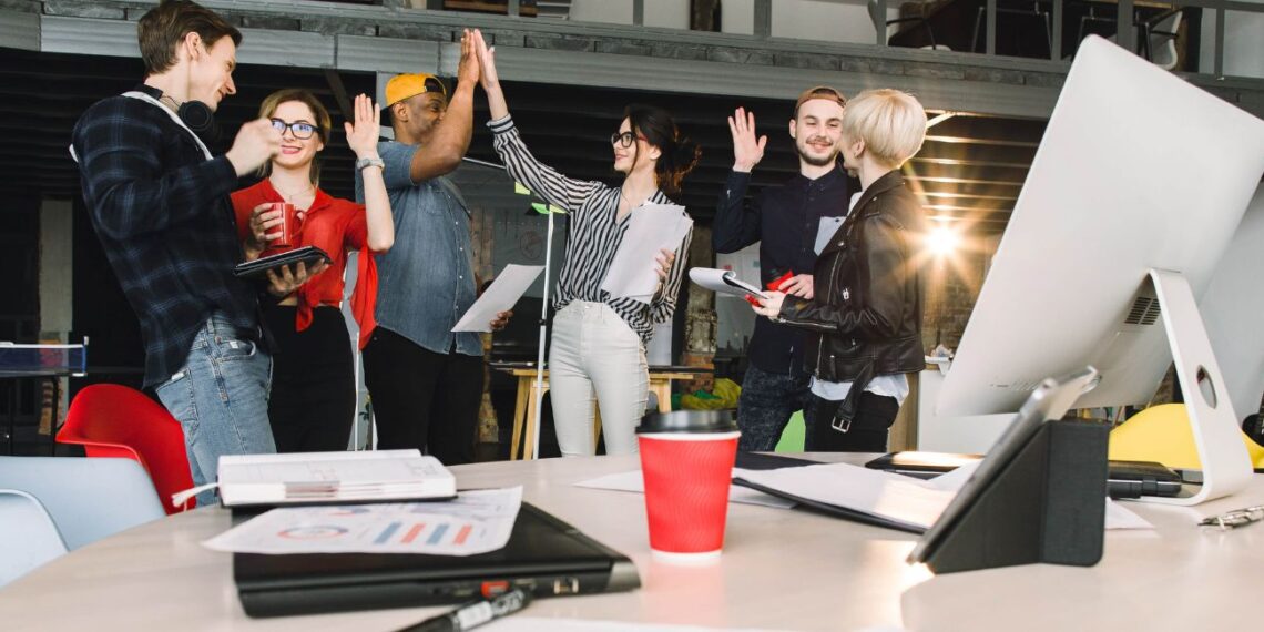 Young Entrepreneurs Drive UAE’s Economic Growth with Startups