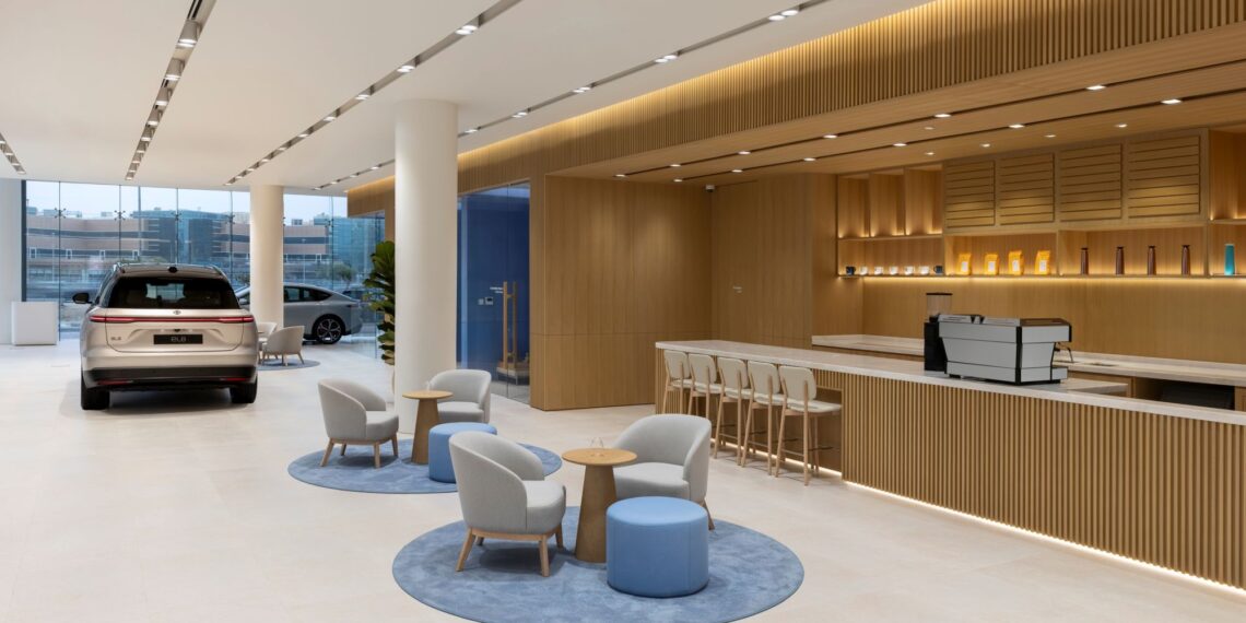 Newly opened nio premium smart electric vehicles hub in dubai oversees orto cafe 10 Nio_hub_dubai_025 moneypetrol